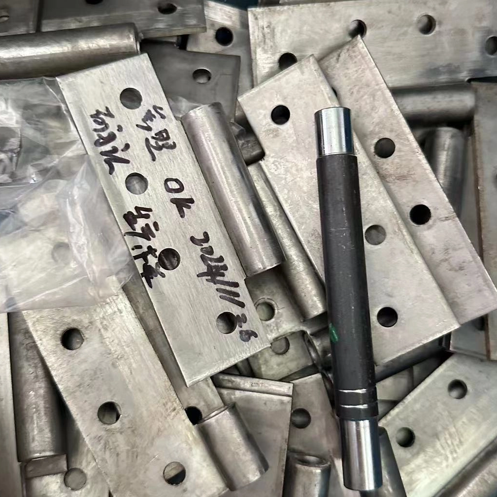 La mejor guía de las mejores bisagras para puertas de madera pesadas